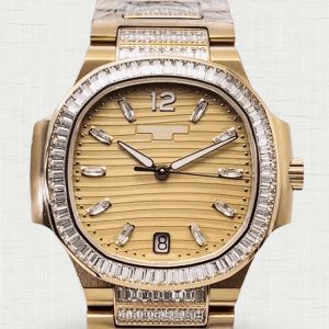 Luxurious Patek Philippe Nautilus 7014/1R-001 Replica Rose Gold Diamond Watch – Elegant Swiss-Inspired Design for Ladies