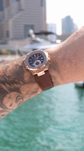 Patek Philippe Nautilus 40mm Men's 5980R-001 Brown-tone photo review