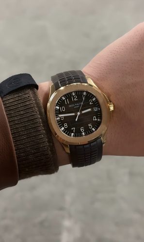 Patek Philippe Aquanaut Men's 40mm 5167R-001 Stainless Steel photo review