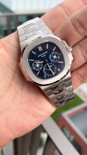 Patek Philippe Nautilus 40mm Men's 5740/1G-001 Blue Dial photo review