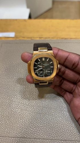 Patek Philippe Nautilus Men's 5712R-001 40mm Leather Strap Brown-tone photo review