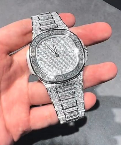 Patek Philippe Nautilus 5719/10G-010 40mm Men's Silver-tone photo review