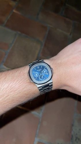 Patek Philippe Nautilus 40mm Men's 5740/1G-001 Blue Dial photo review