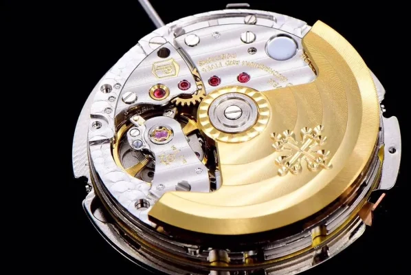 GR Patek Philippe Complications 5205G-001 Rhodium Grey & Silvery-Grey Dial Annual Calendar Moon Phase Luxury Watch Movement Detail