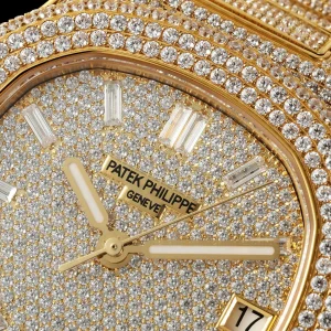 Luxury Patek Philippe Nautilus 5711 Replica Pavé Diamond Dial Gold Plated Diamond Case Diamond Bezel & Bracelet 40mm Watch Dial Detail
