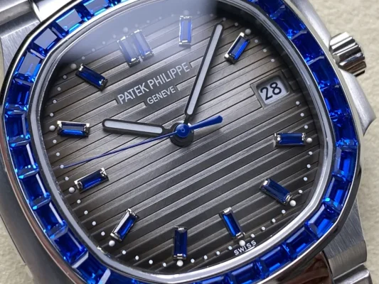 Super Clone Luxury Patek Philippe Nautilus 5711/111P-001 Replica Charcoal Grey Dial Blue Gemstone Bezel 40mm Watch Detail Close-up