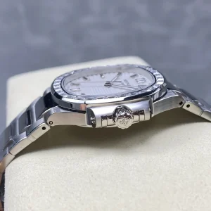 Super Clone Patek Philippe Nautilus 5711/110P-010 Replica 40mm White Embossed Dial Baguette Diamond Markers Diamond Bezel Watch Side View 2