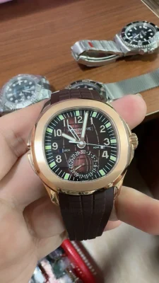 Patek Philippe Aquanaut 5164R-001 Super Clone Rose Gold ToneFront view4