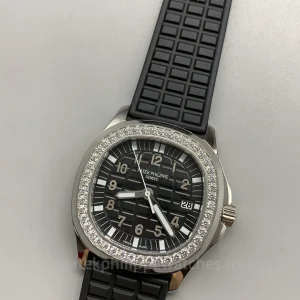 Patek-Philippe-Aquanaut-5267200A-001-Super-Clone-Womens-Automatic-Watch-38.8mm-Black-Dial-Diamond-Bezel-Black-Rubber-Strap-Dial-Detail-1