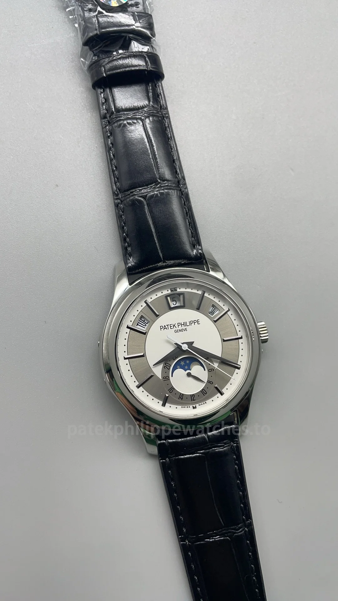 Patek Philippe Complications 5205G-001 Replica 40mm Automatic Men's Annual Calendar Dress Watch with Silver & Rhodium Dial-Dial Detail 2 Patek-Philippe-Complications-5205G-001-Replica-40mm-Automatic-Mens-Annual-Calendar-Dress-Watch-with-Silver-Rhodium-Dial-Dial-Detail-2