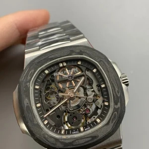 Patek Philippe Nautilus 5711 The Pearl Project Skeleton Dial-Carbon-Fiber Bezel-TP2652 Movement 40mmVue avant montre 2