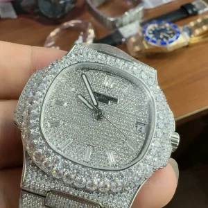 Patek-Philippe-Nautilus-5711110P-Custom-Replica-40mm-Iced-Out-Diamond-Dial-Mens-Luxury-Automatic-Watch-with-Clone-324-SC-Movement-Dial-Detail-3