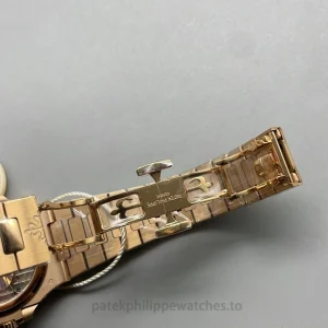 Patek Philippe Nautilus 5712-1R-001 Replica Watch – 40mm Rose-GoldDétail fermoir 4
