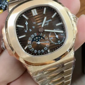 Patek Philippe Nautilus 5712-1R-001 Replica Watch – 40mm Rose-GoldVue avant montre 2