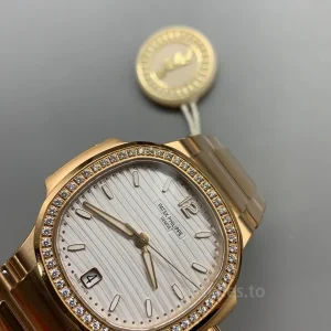 Patek-Philippe-Nautilus-71181200R-001-Replica-Womens-Luxury-Automatic-Watch-35.2mm-Rose-Gold-Case-Dial-Detail-3