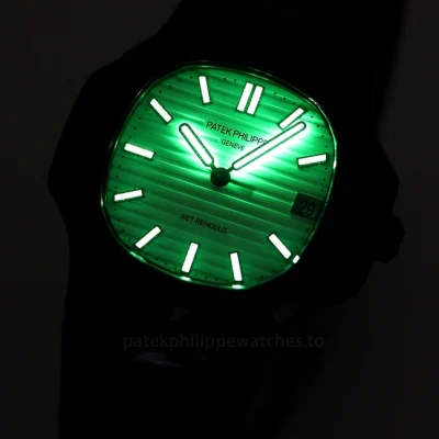 Replica Patek Philippe Nautilus 5711 × AET REMOULD Black Ceramic – 40mm Silver-White DialDial luminous effect