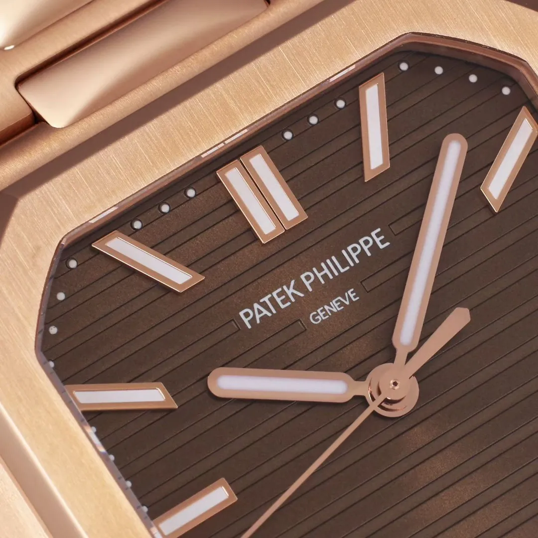 pp-cubitus-7128 (3) Patek Philippe Cubitus 7128/1R-001 Replica 40mm Rose Gold - Dial Detail 2