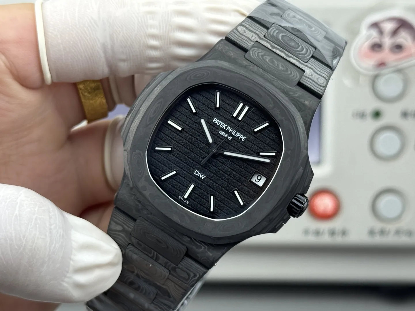 pp-diw-nautilus-5711-black (10) Patek Philippe DiW Nautilus 5711 40mm Matte Black Carbon Fiber Super Clone - Dial Detail 1