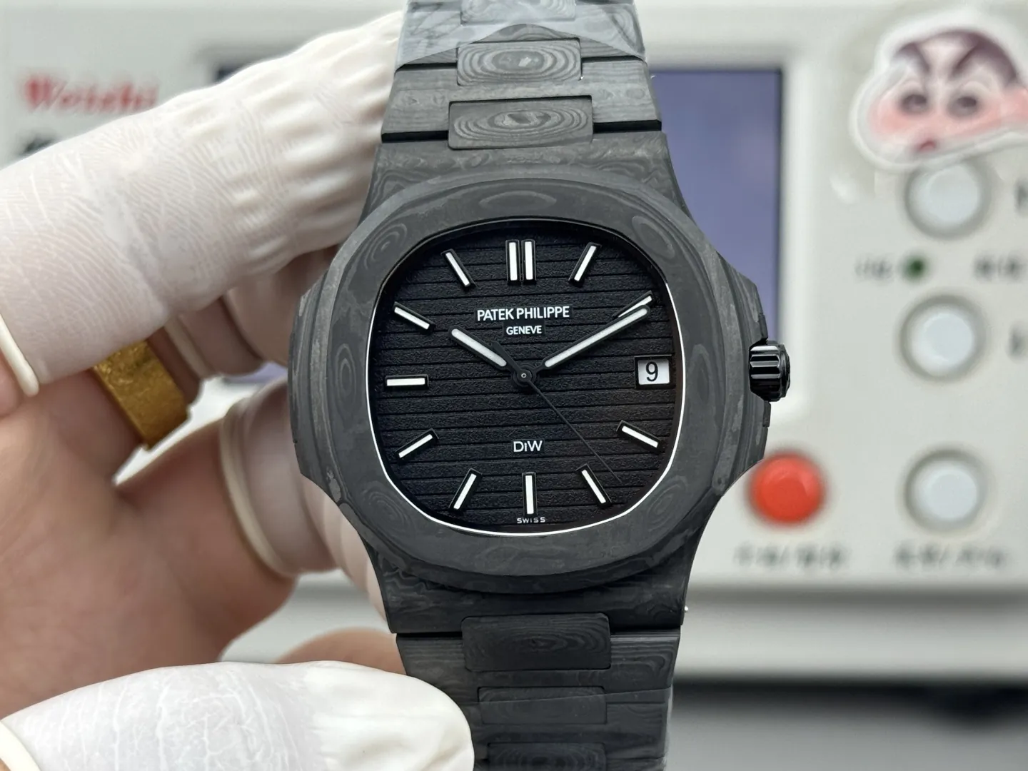pp-diw-nautilus-5711-black (7) Patek Philippe DiW Nautilus 5711 40mm Matte Black Carbon Fiber Super Clone - Dial Detail 5