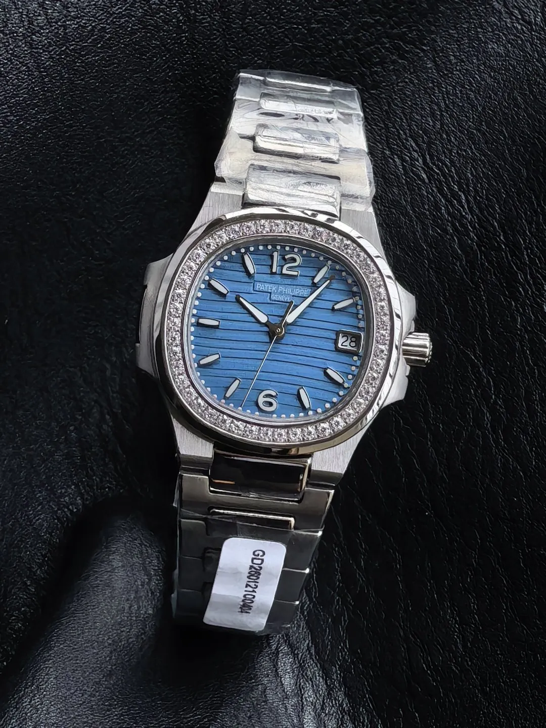 pp-nautilus-7010-1g (11) Patek Philippe Nautilus 7010/1G-013 32mm Super Clone Sky Blue Diamond Bezel Swiss Quartz Movement - Front View