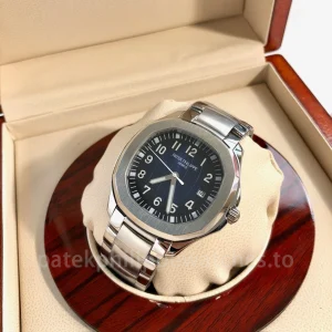Replica Patek Philippe Aquanaut 5167/1A-001 40.8mm Stainless Steel Deep Blue Dial Men’s Watch - Dial Detail 2