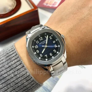 Replica Patek Philippe Aquanaut 5167/1A-001 40.8mm Stainless Steel Deep Blue Dial Men’s Watch - Dial Detail 4