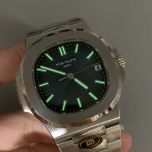 Patek Philippe Nautilus 5711/1A-001 Super Clone 40mm Stainless Steel Gradient Blue Dial - Luminescence