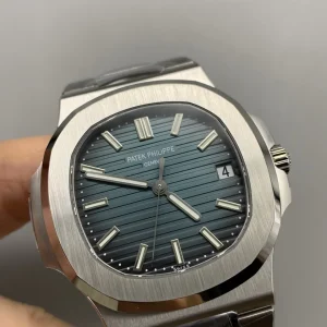 Patek Philippe Nautilus 5711/1A-001 Super Clone 40mm Stainless Steel Gradient Blue Dial - Dial Detail 3