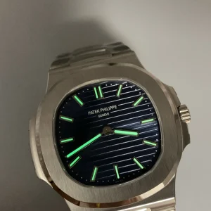 Patek Philippe Nautilus 5810/1G-001 50th Anniversary Super Clone 41mm Blue Dial - Luminescence